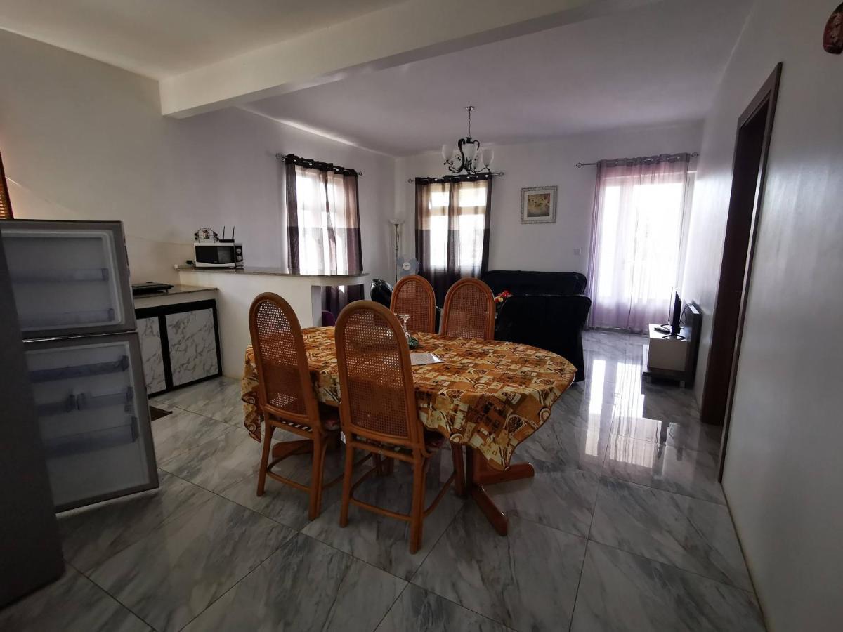 Residence Oak Petite Riviere Экстерьер фото